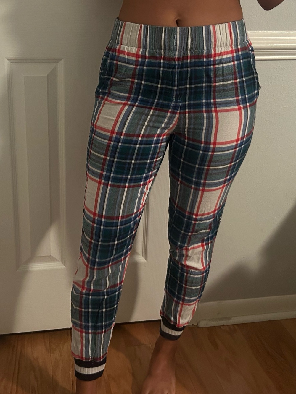 aerie Plaid Lounge Pants in Navy, Red & Green